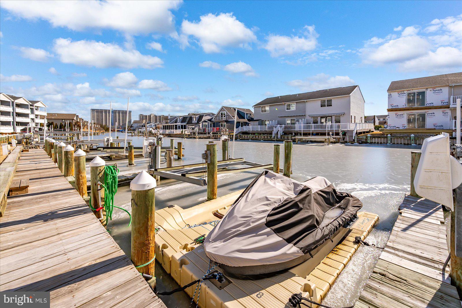 HERON HARBOUR - Residential