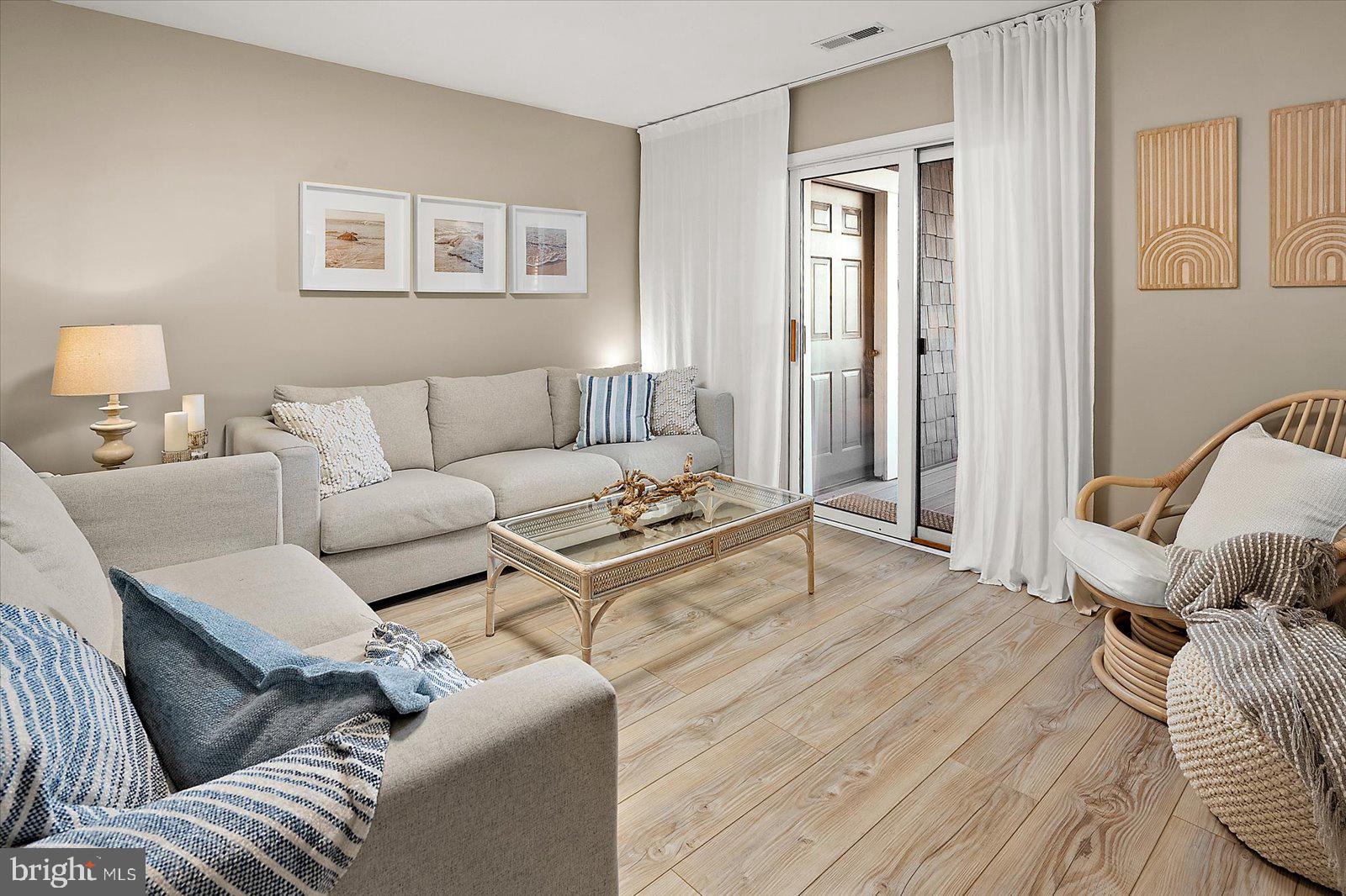 HERON HARBOUR - Residential