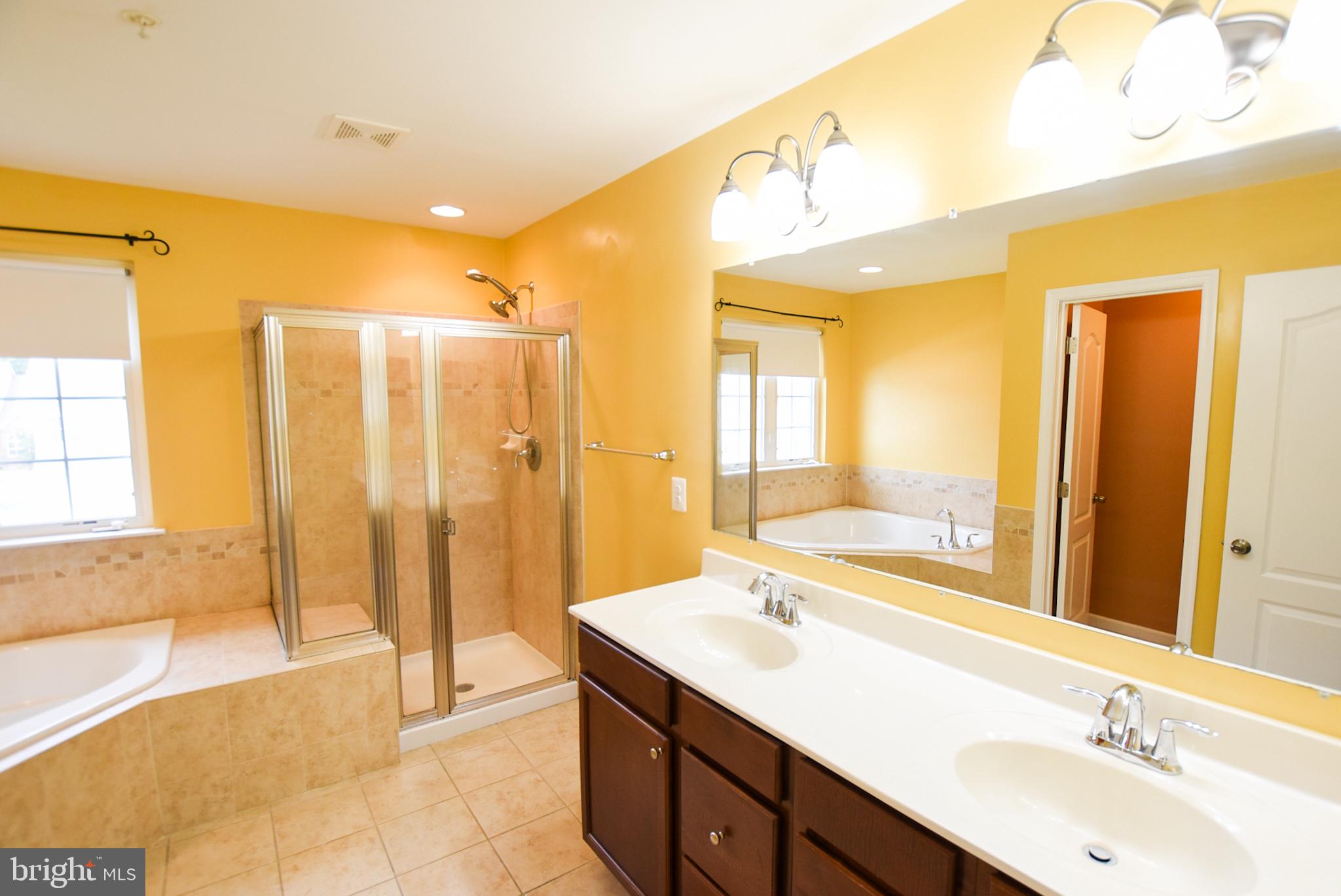 ST CHARLES GLENEAGLES - Residential