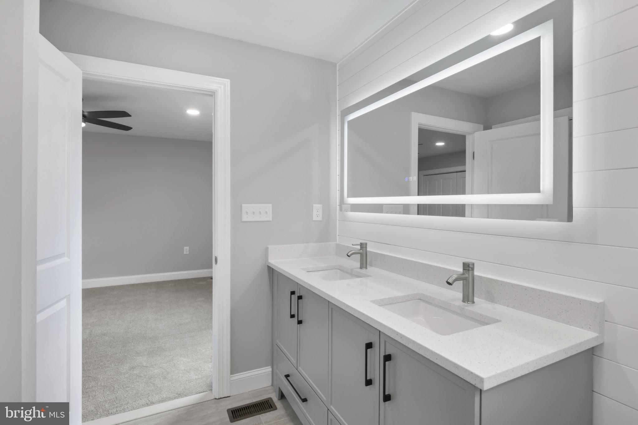 MONTEGO BAY - Residential