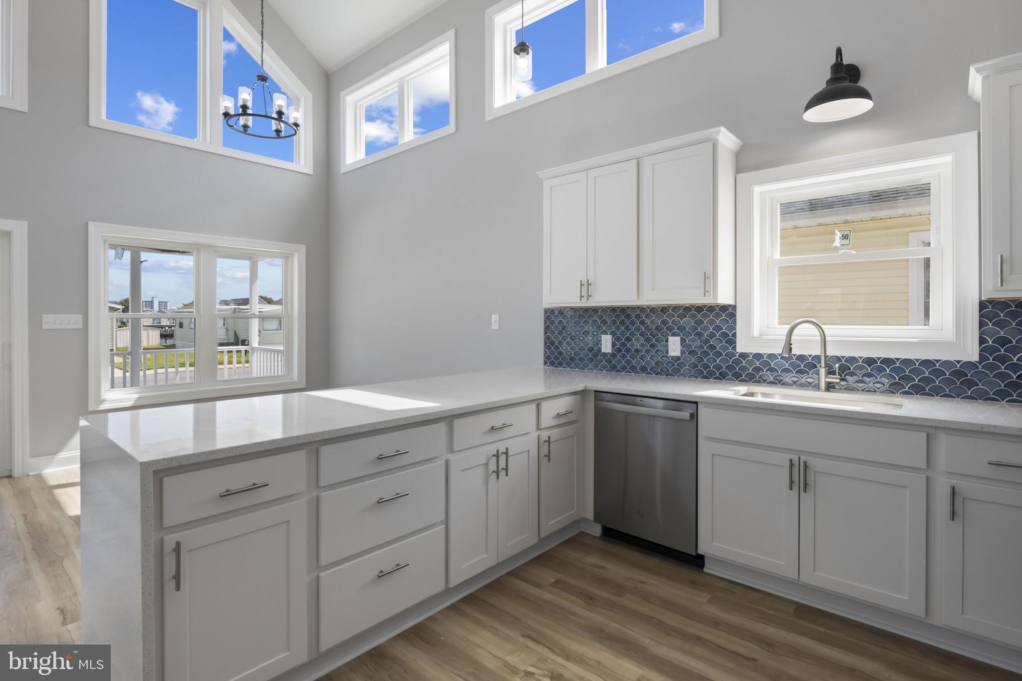 MONTEGO BAY - Residential