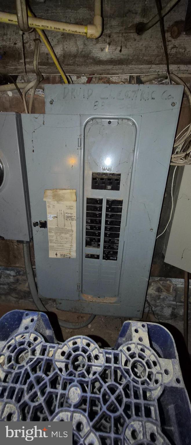 OLIVER - Residential