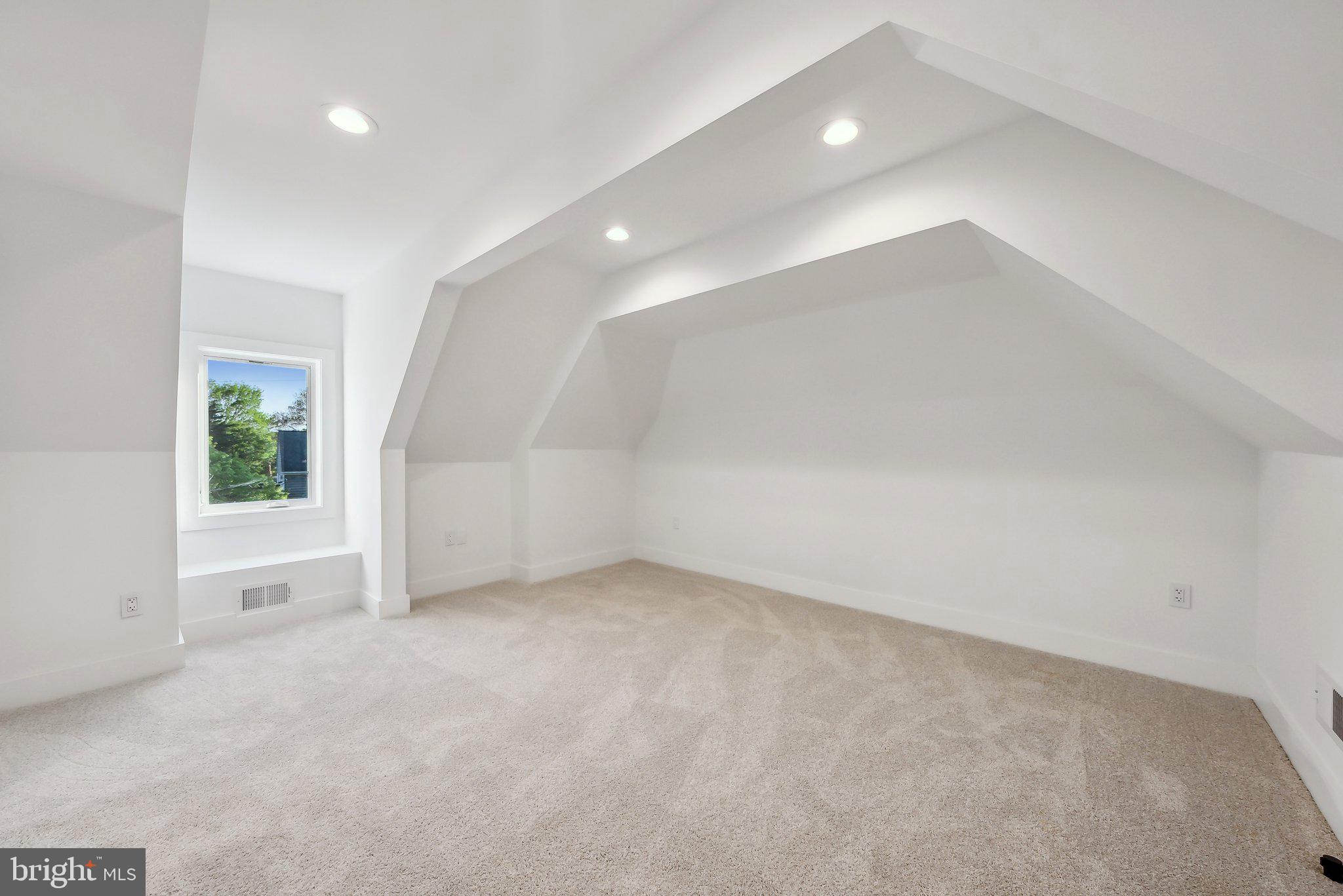 TEMPLE TERRACE - Residential