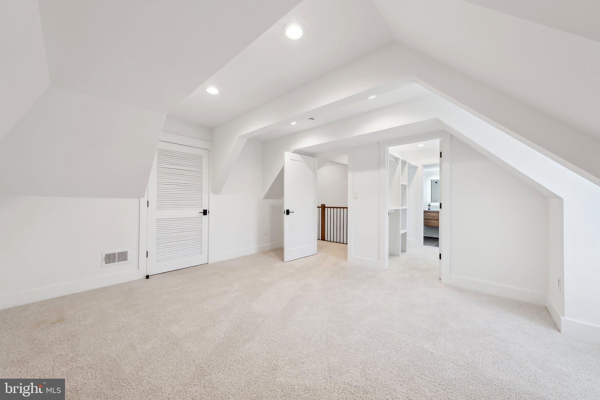 TEMPLE TERRACE - Residential