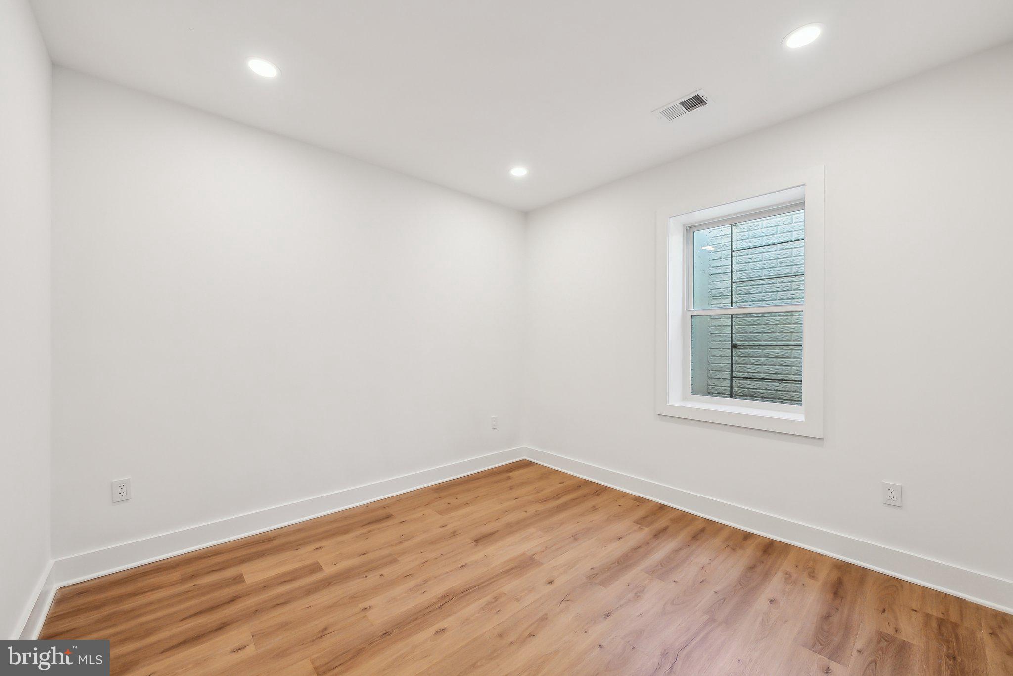 TEMPLE TERRACE - Residential