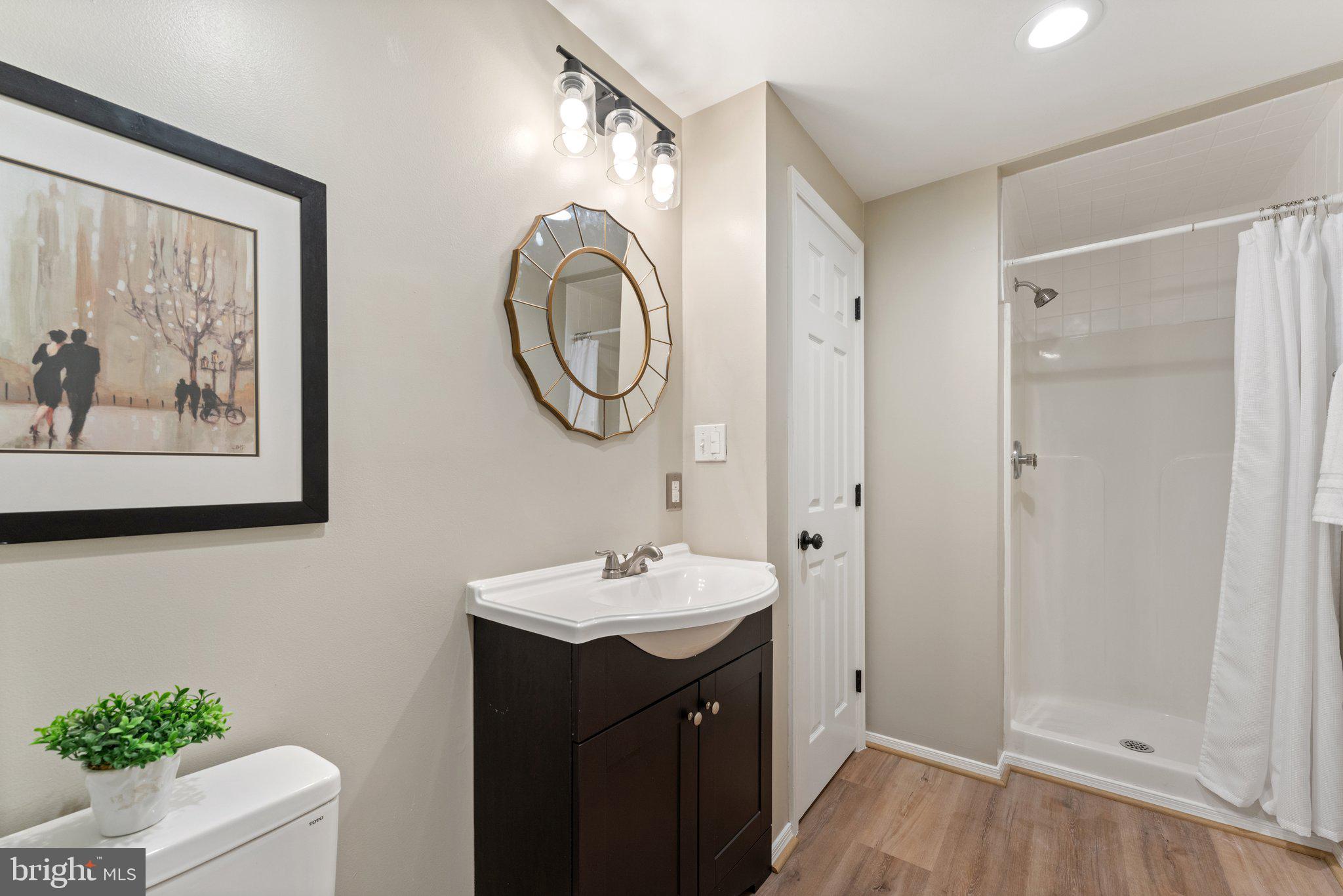 OAKWOOD ESTATES - Residential