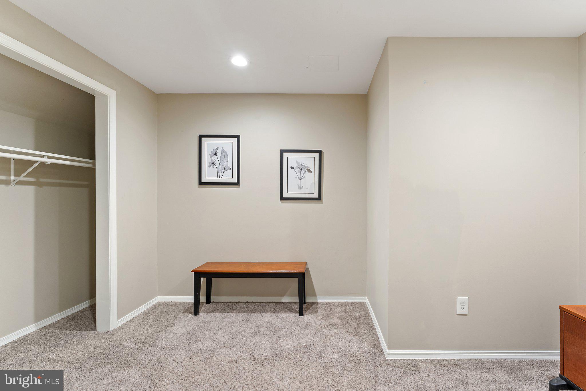 OAKWOOD ESTATES - Residential