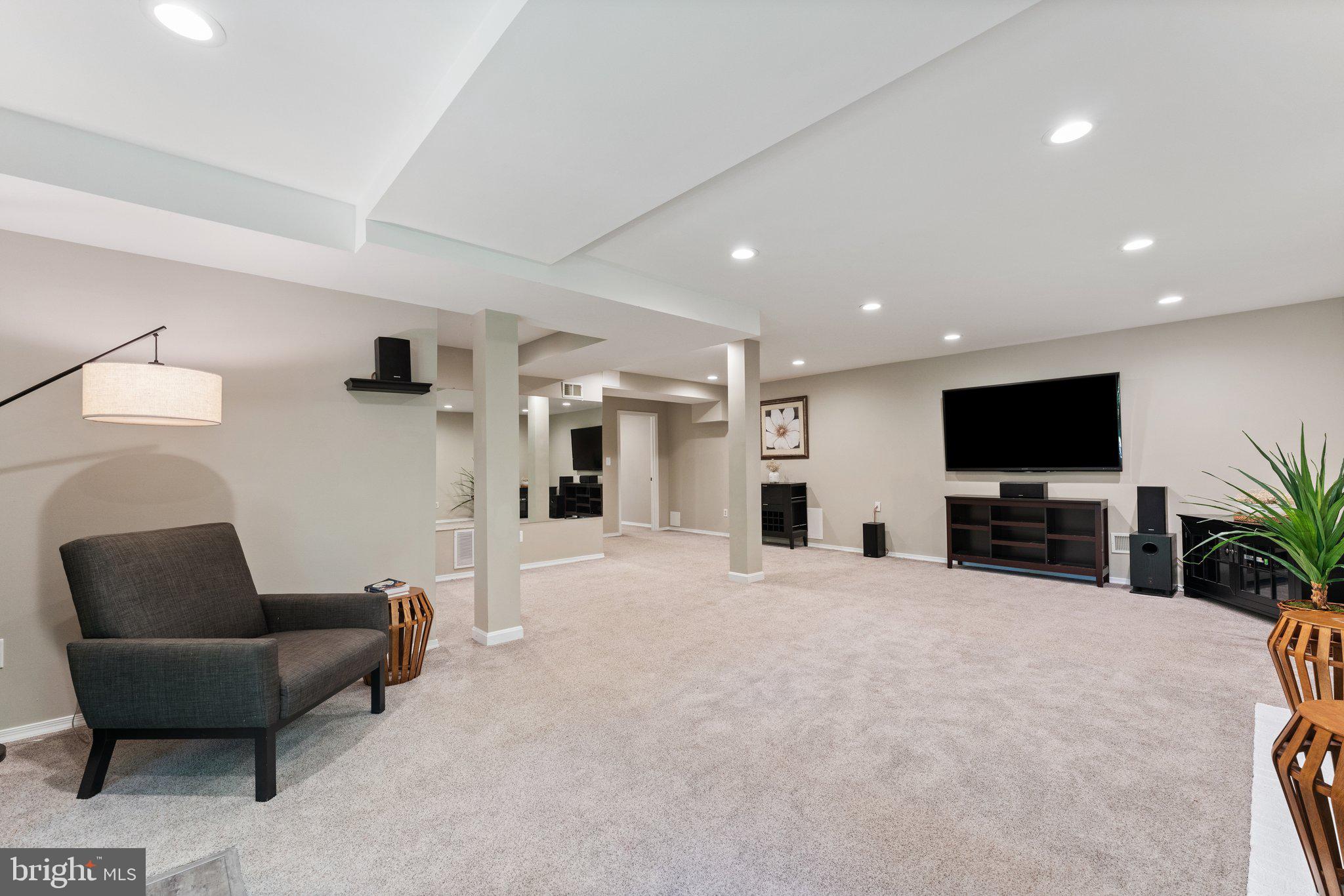 OAKWOOD ESTATES - Residential