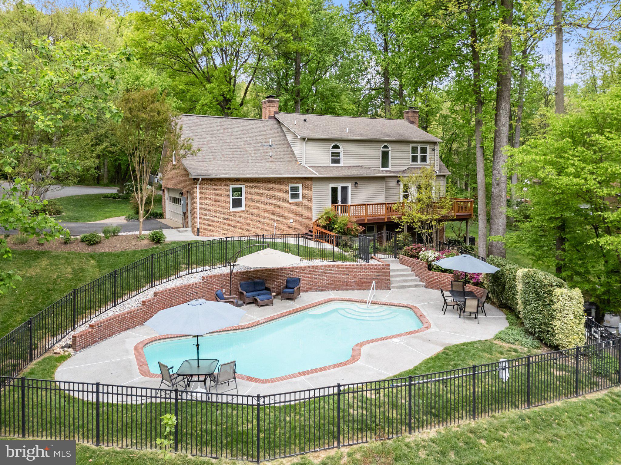 OAKWOOD ESTATES - Residential