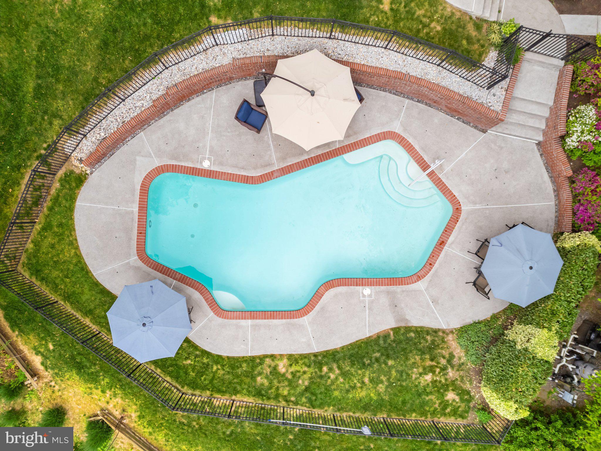 OAKWOOD ESTATES - Residential