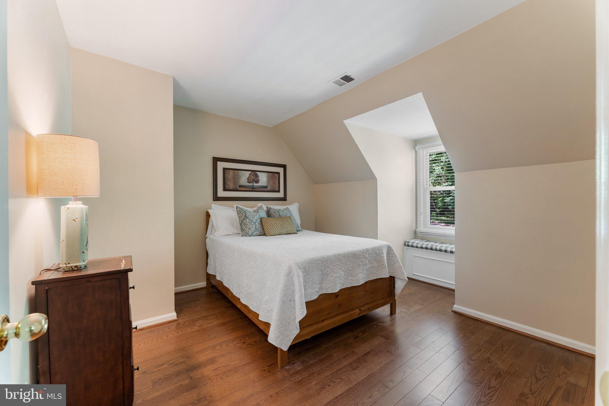 OAKWOOD ESTATES - Residential