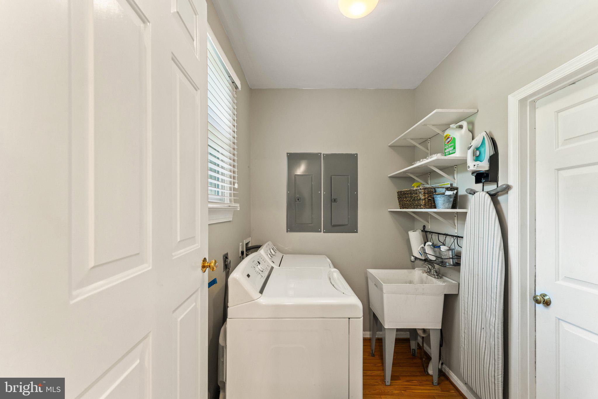 OAKWOOD ESTATES - Residential