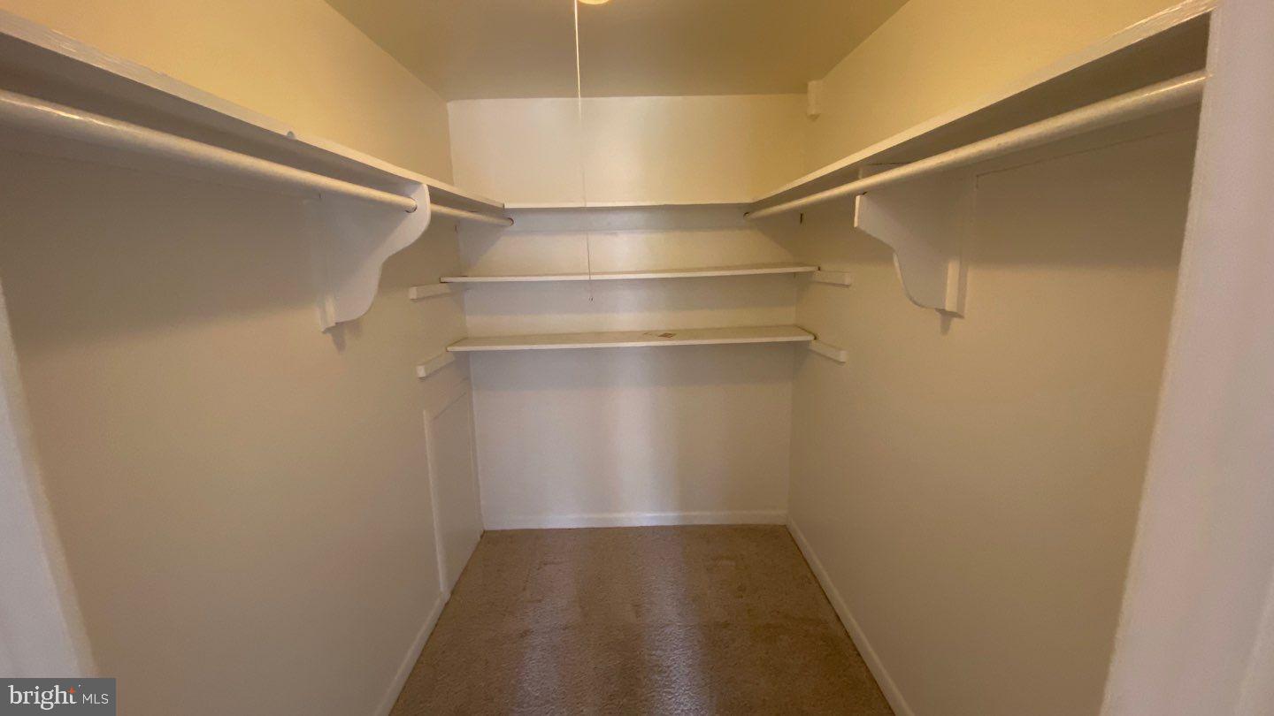 CROSS FOX - Residential Lease