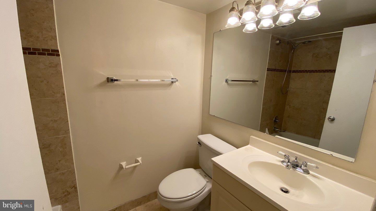 CROSS FOX - Residential Lease