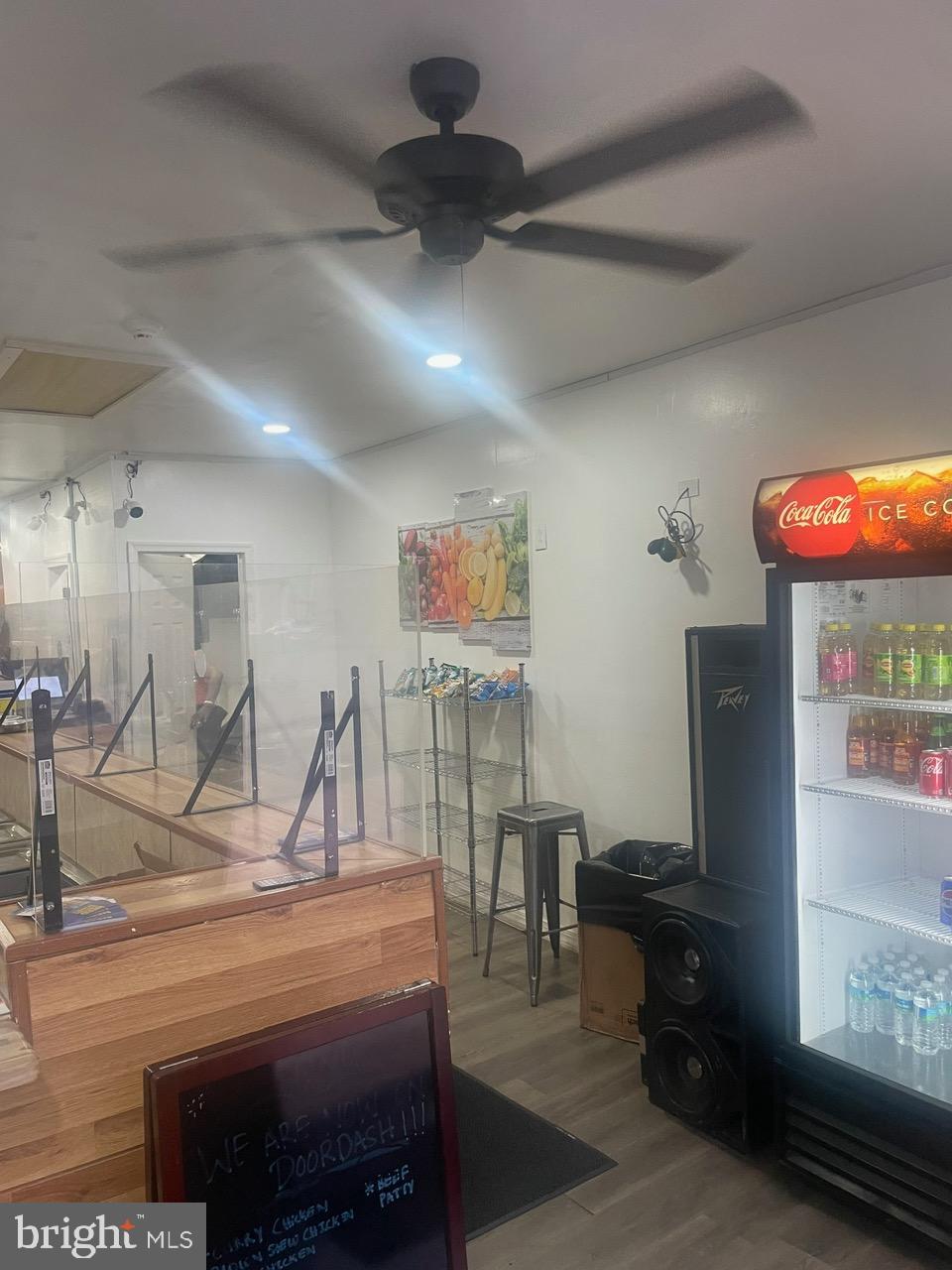 PHILADELPHIA (WEST) - Commercial Sale