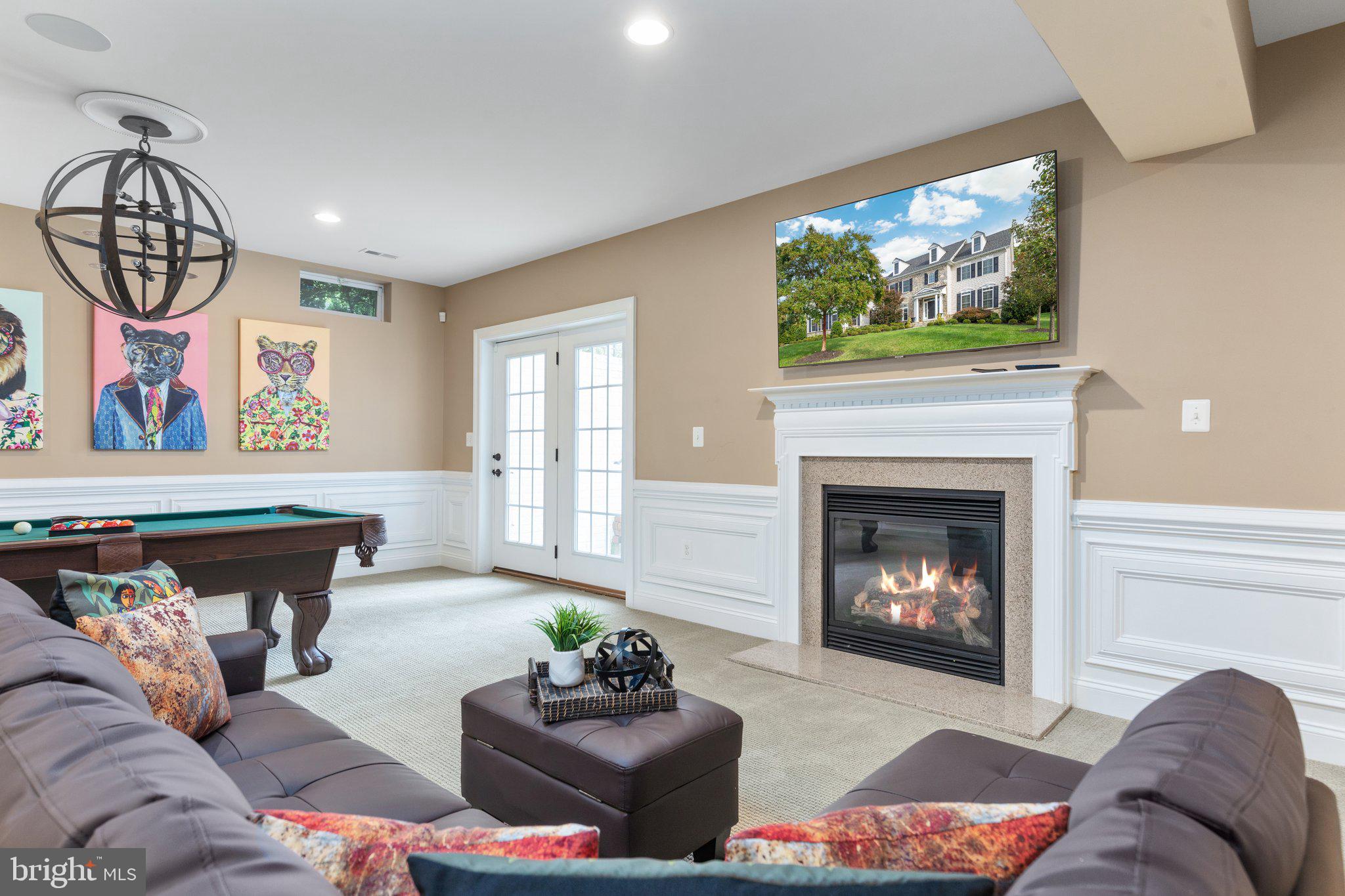 RIVERWOOD - Residential