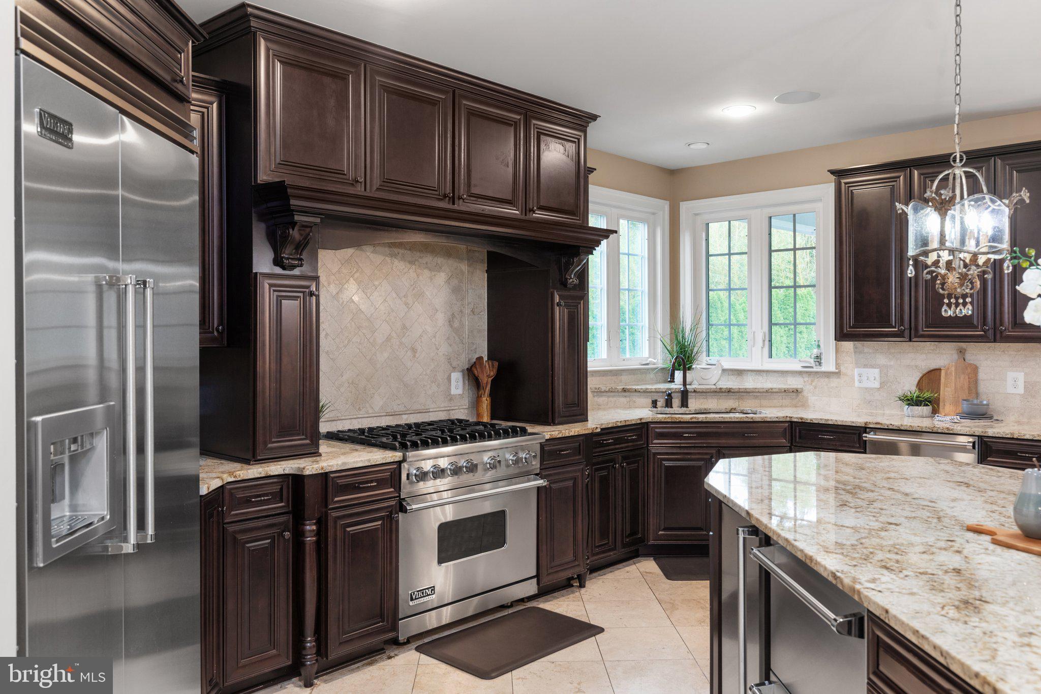 RIVERWOOD - Residential