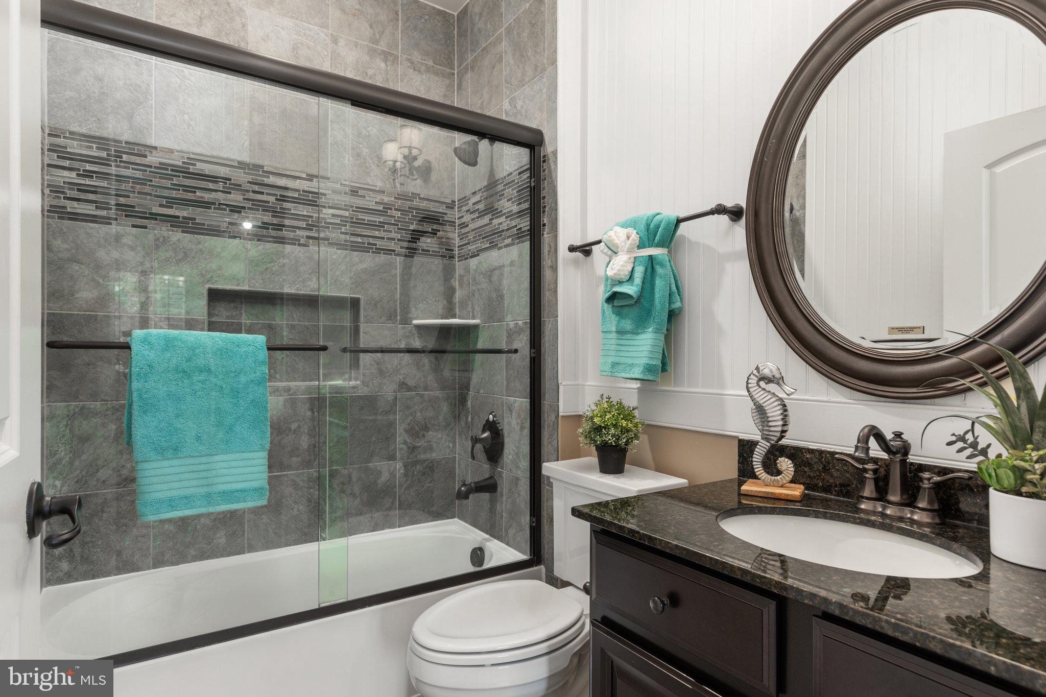 RIVERWOOD - Residential