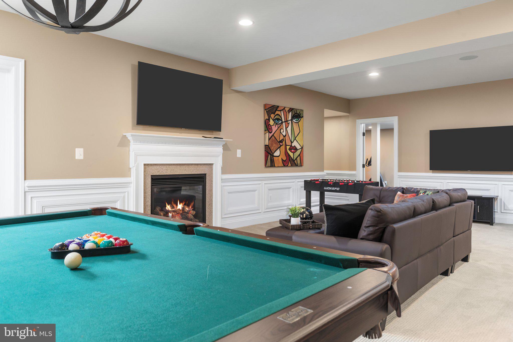 RIVERWOOD - Residential