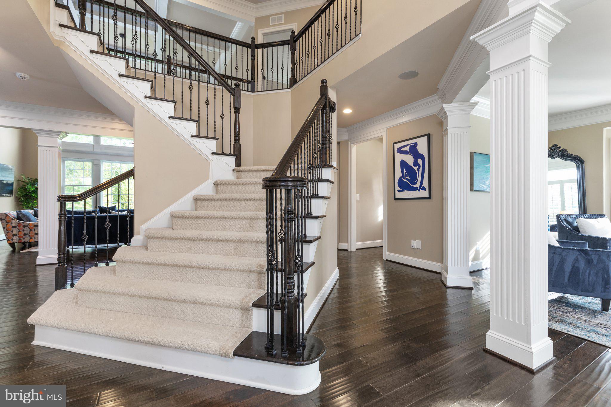 RIVERWOOD - Residential