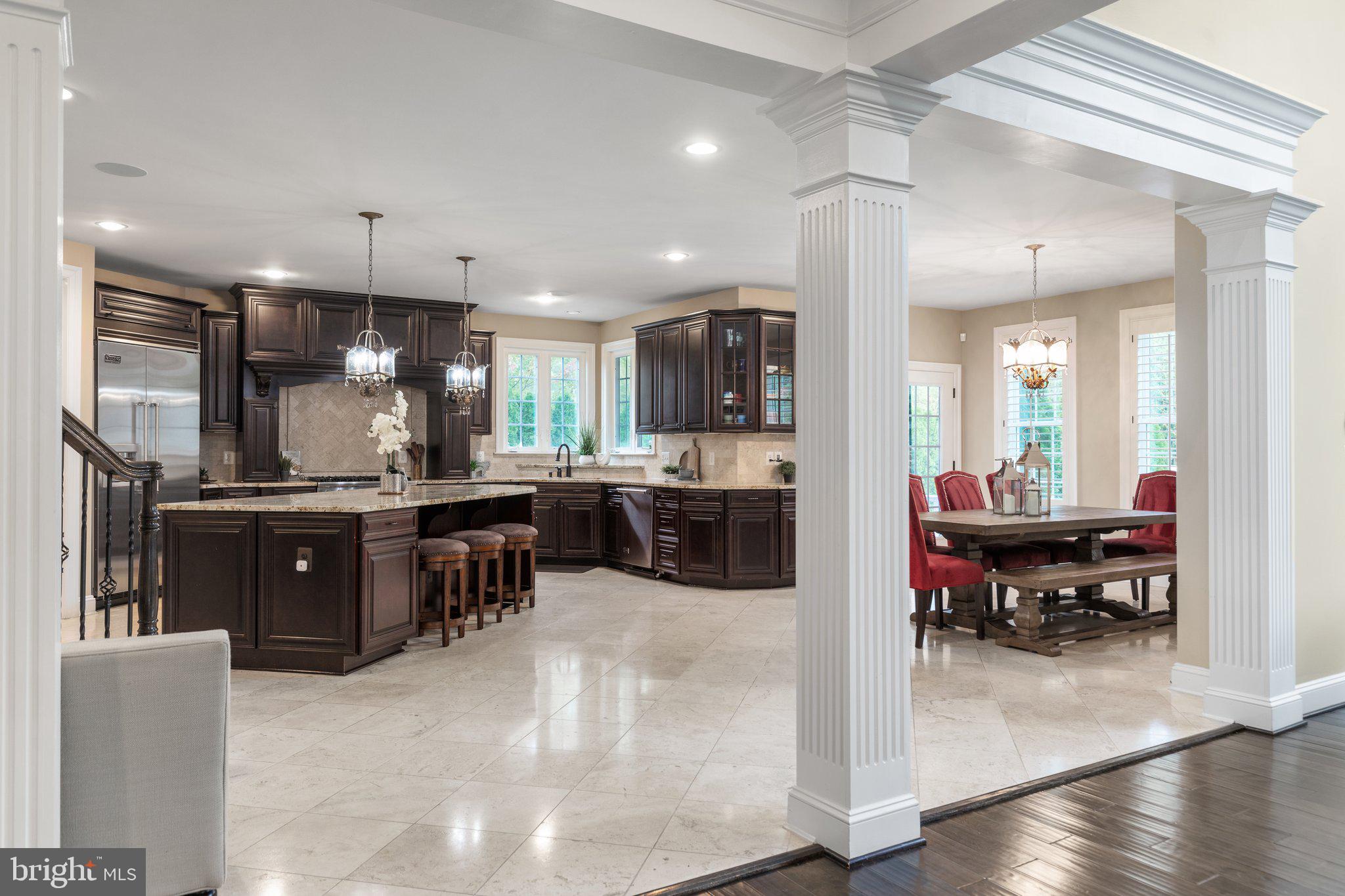 RIVERWOOD - Residential