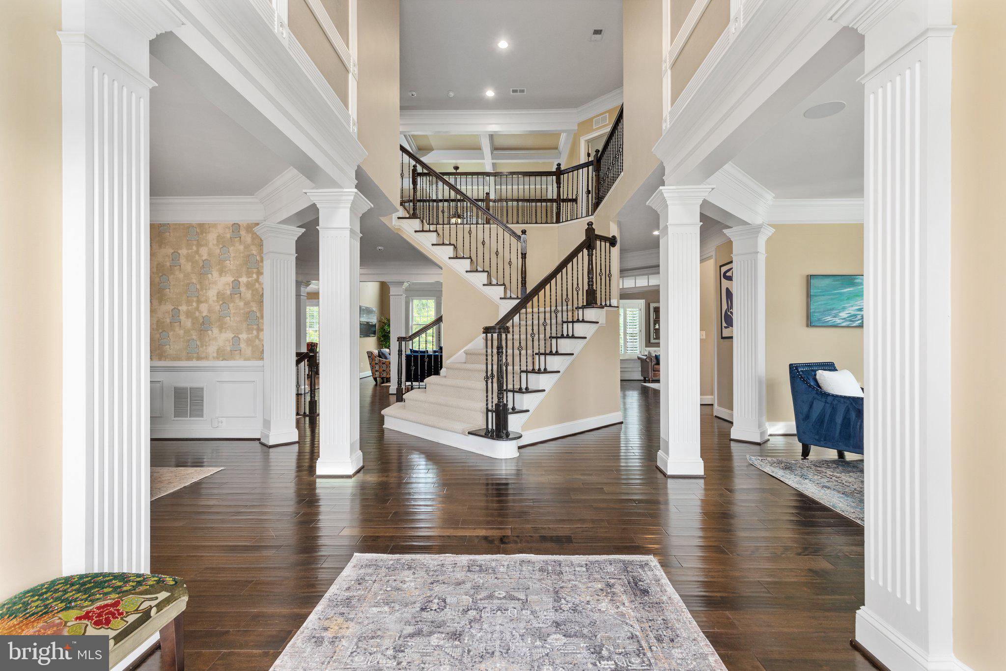 RIVERWOOD - Residential