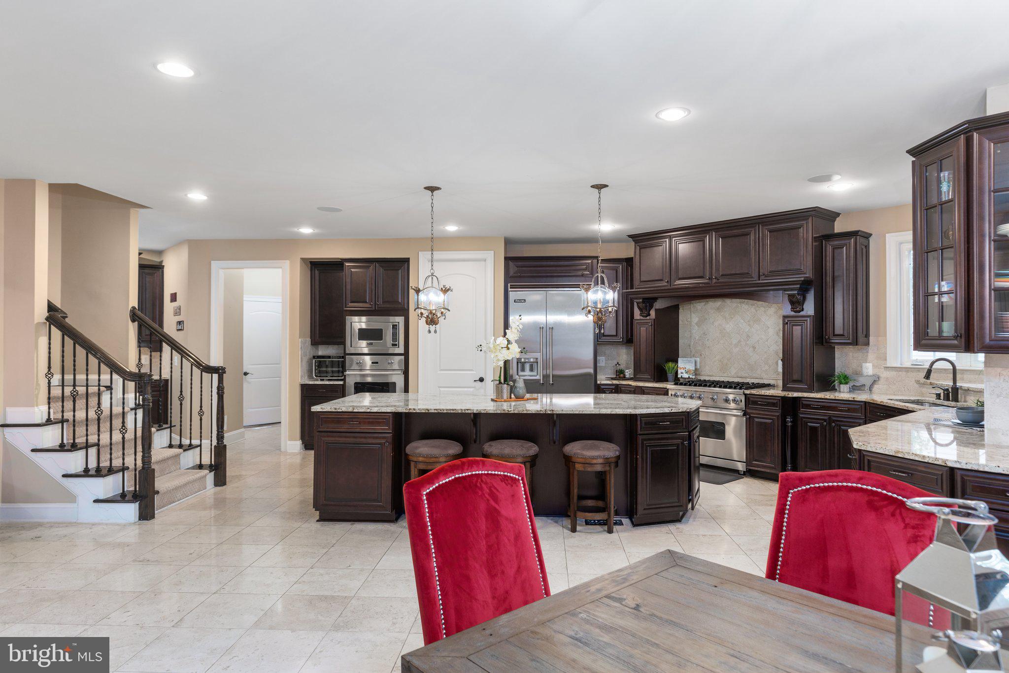 RIVERWOOD - Residential