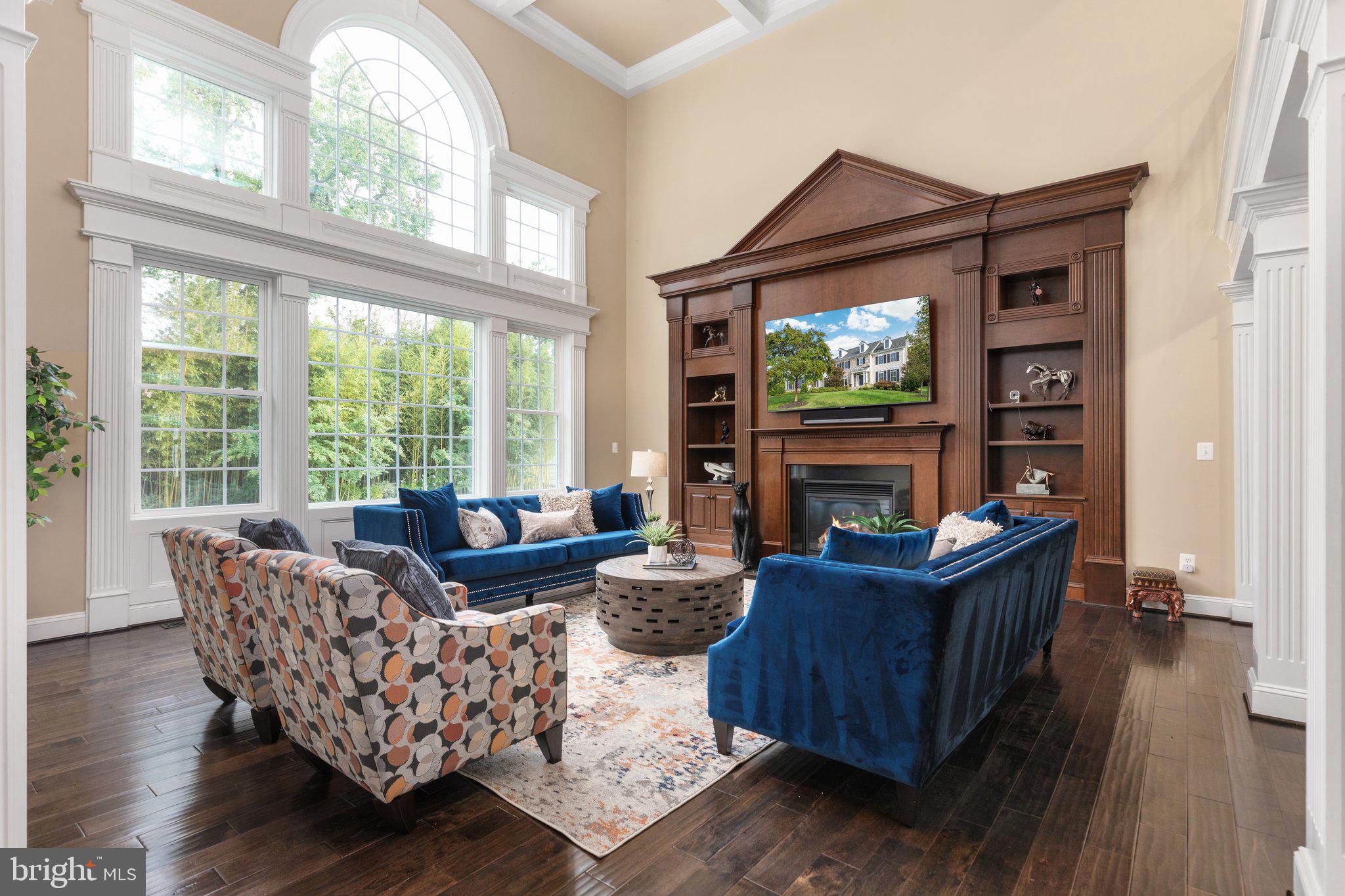 RIVERWOOD - Residential