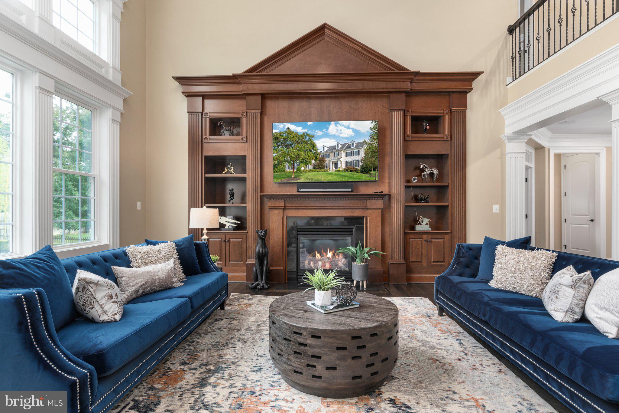 RIVERWOOD - Residential