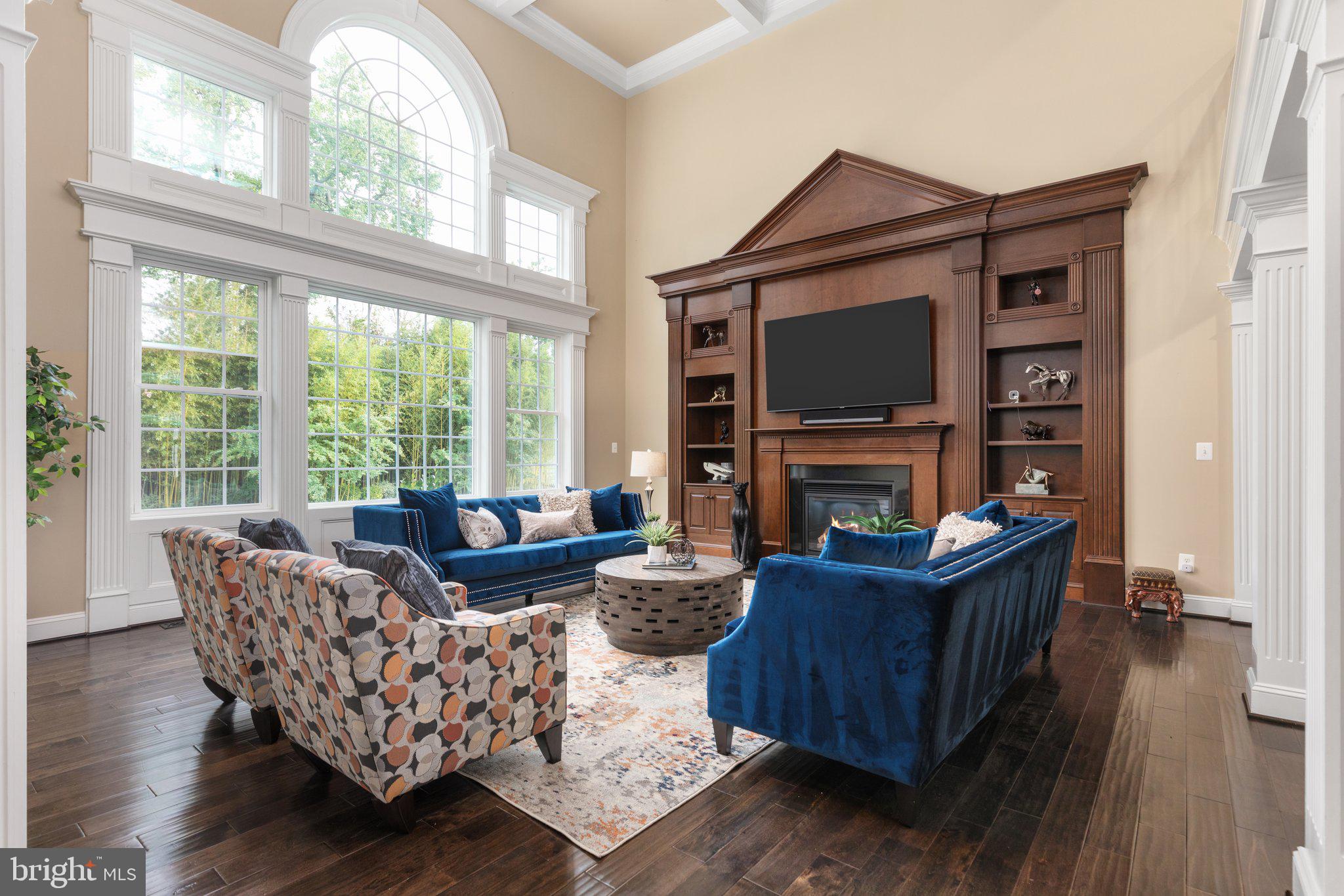 RIVERWOOD - Residential