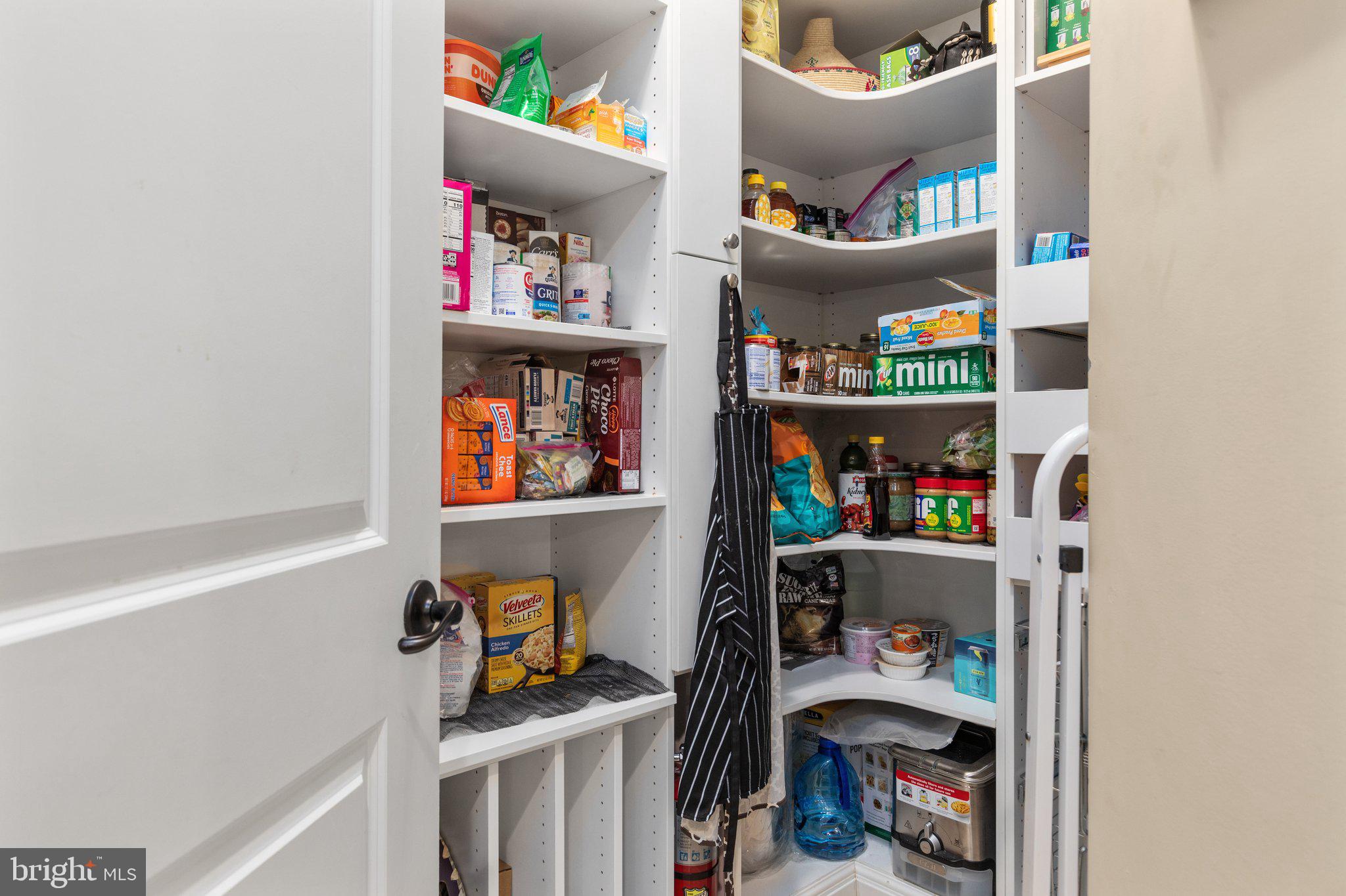 RIVERWOOD - Residential