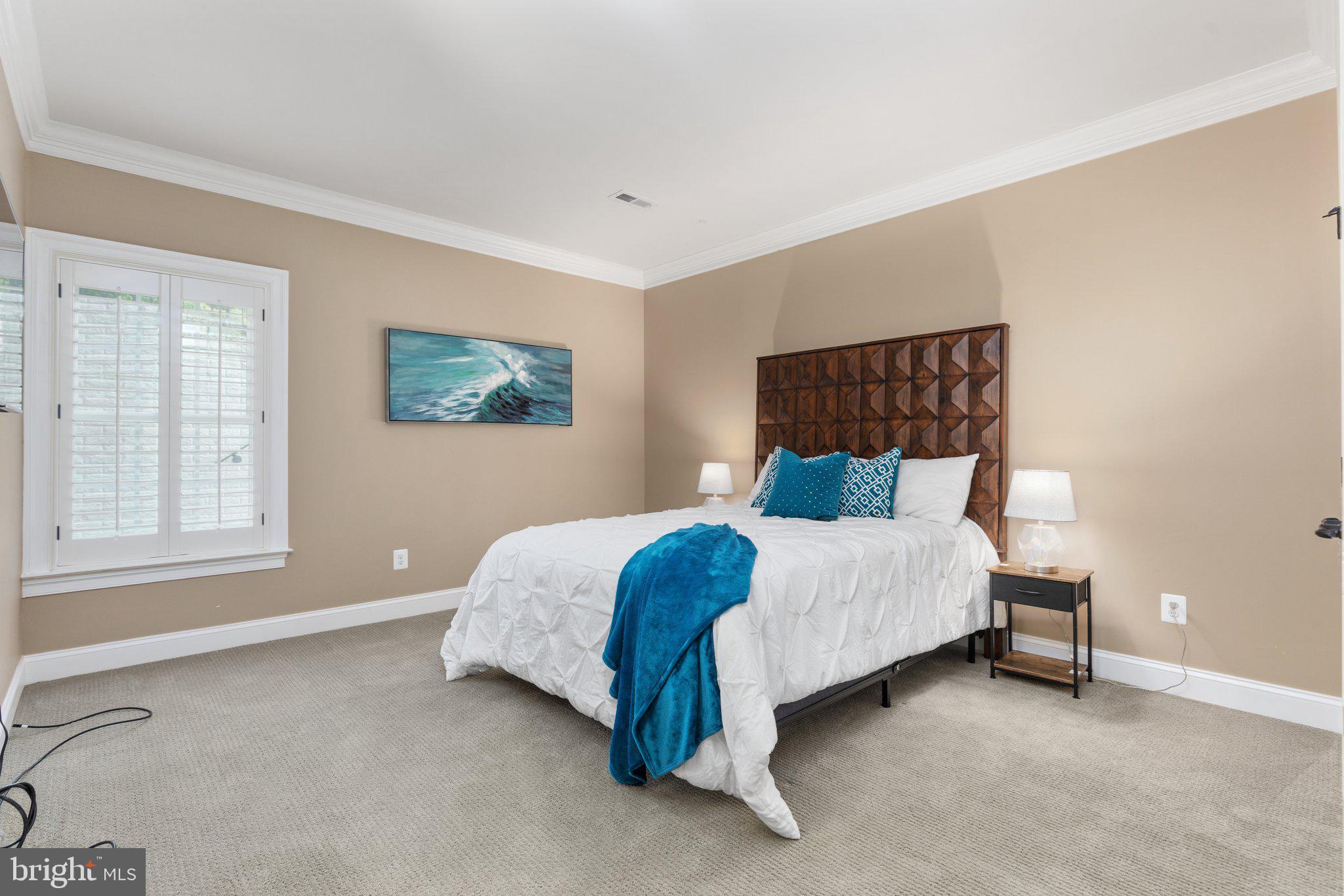 RIVERWOOD - Residential