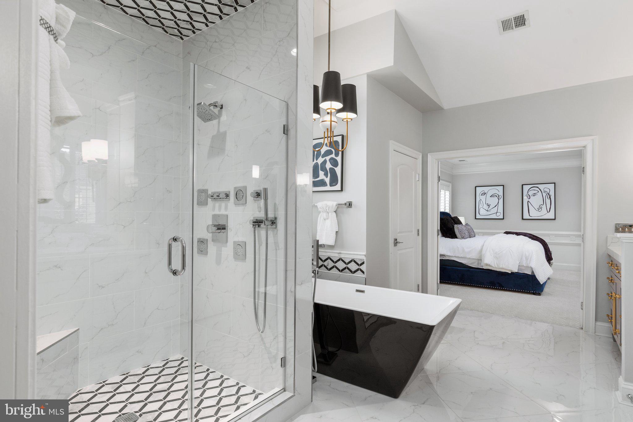 RIVERWOOD - Residential