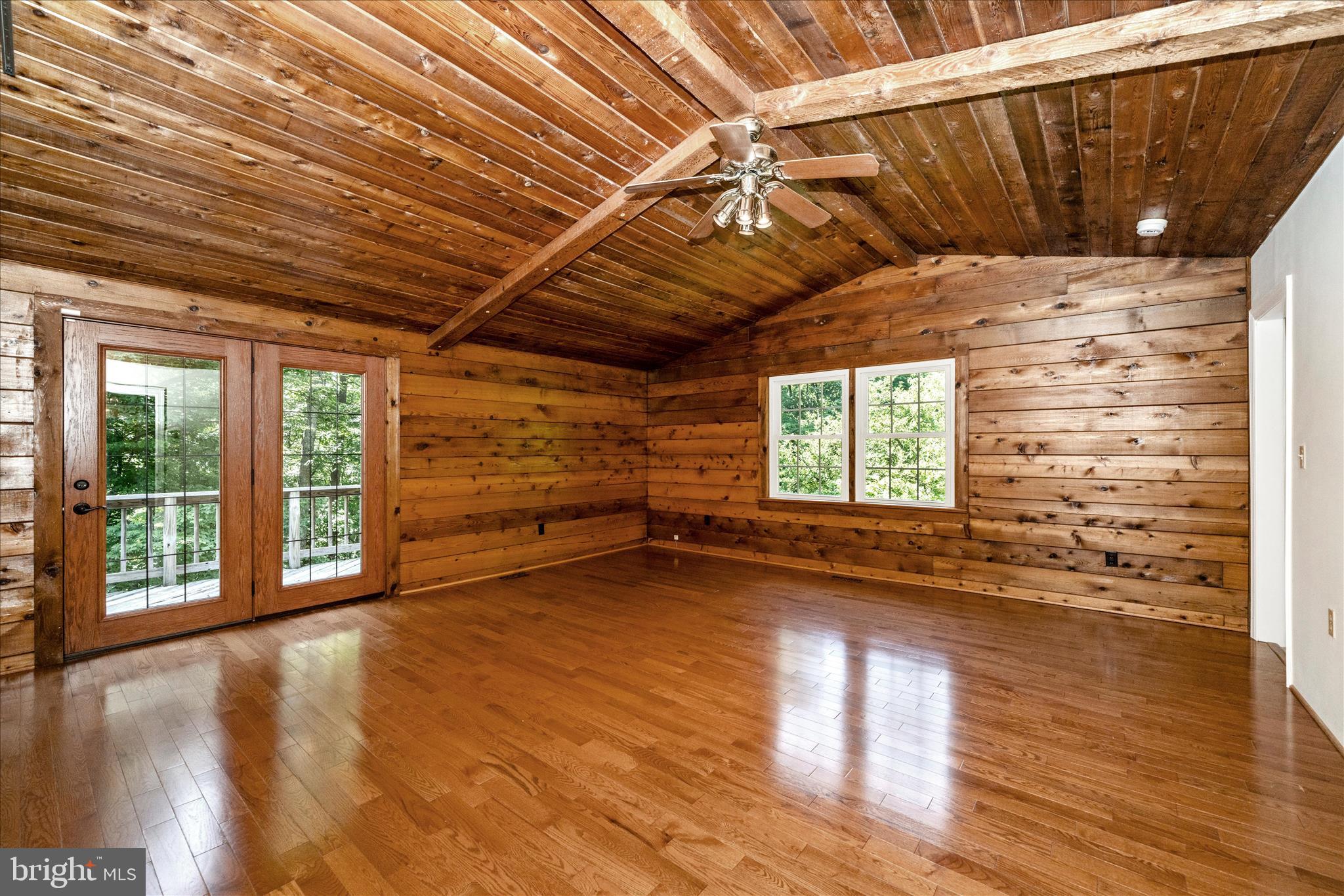 BRADDOCK HEIGHTS - Residential