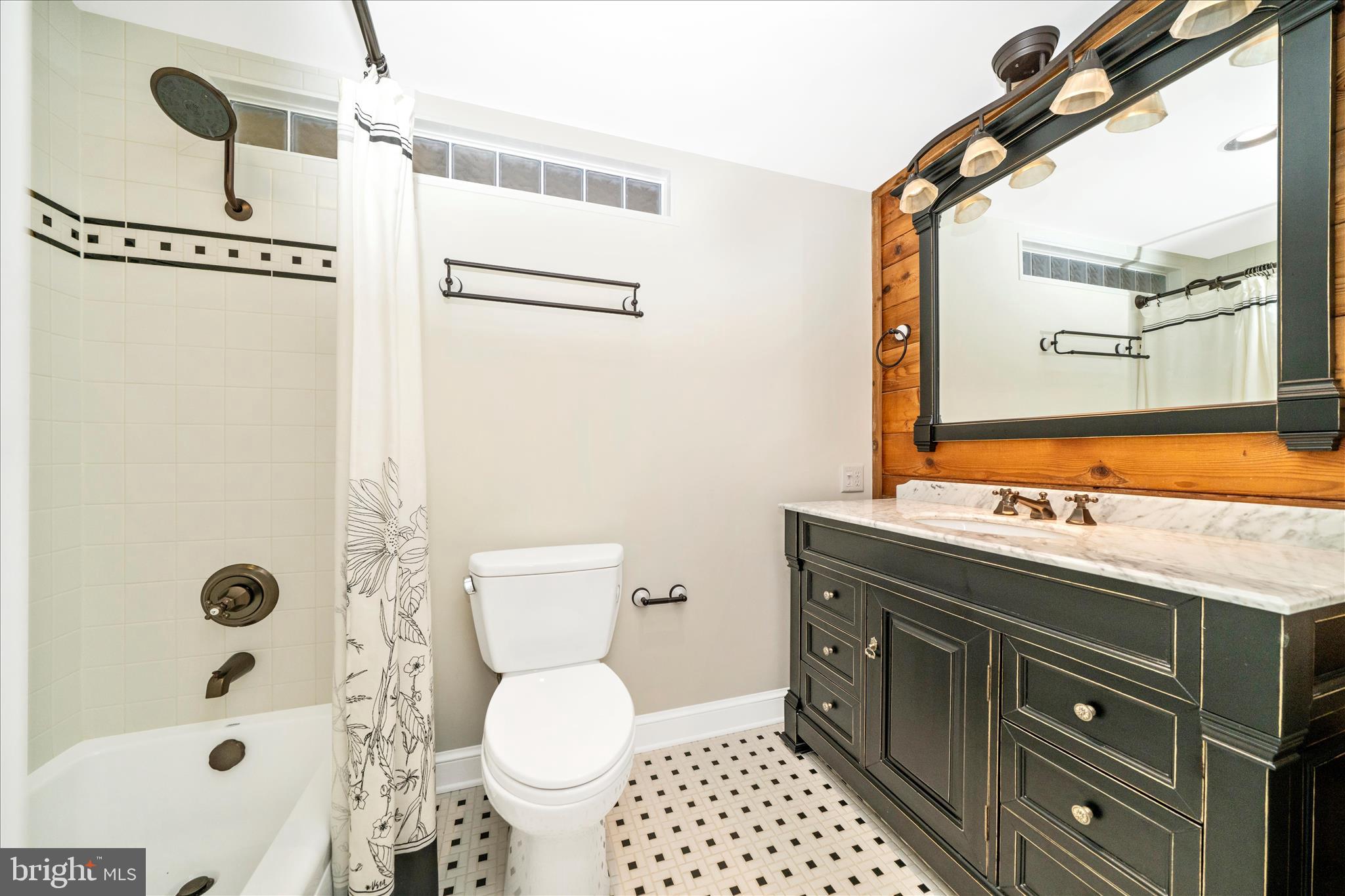 BRADDOCK HEIGHTS - Residential