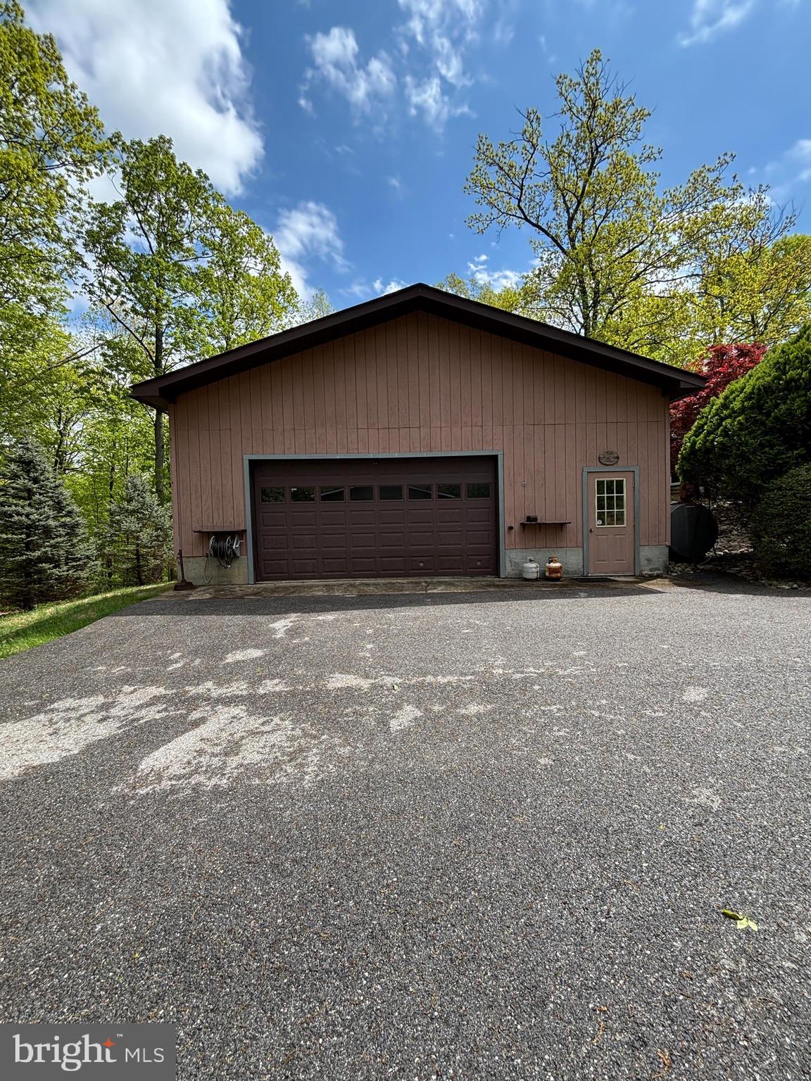 4509 SHAFF LANE