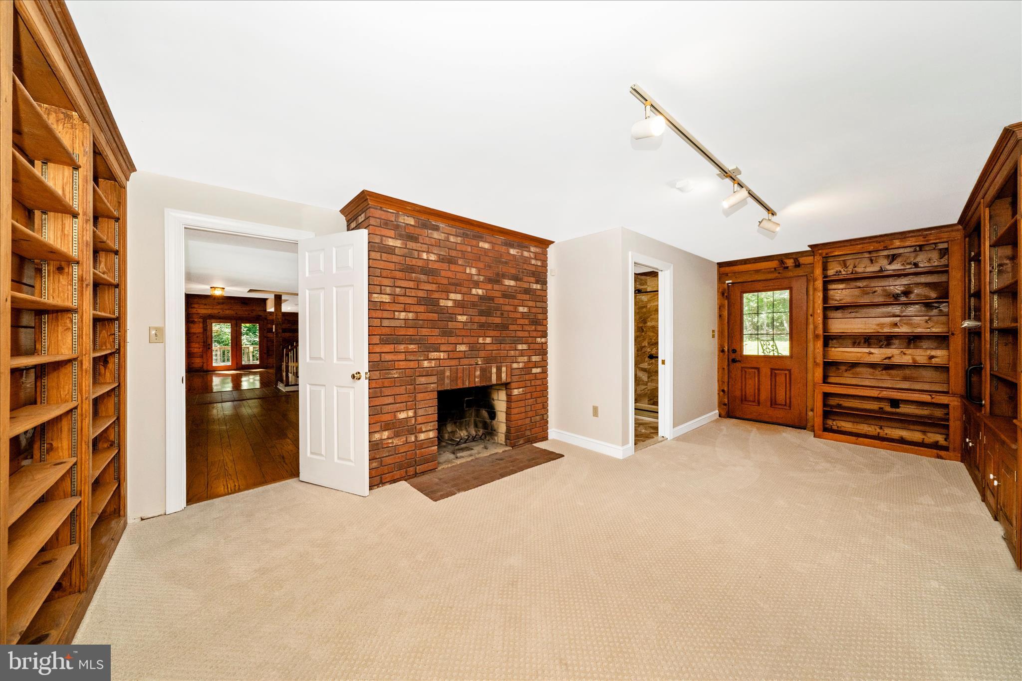BRADDOCK HEIGHTS - Residential