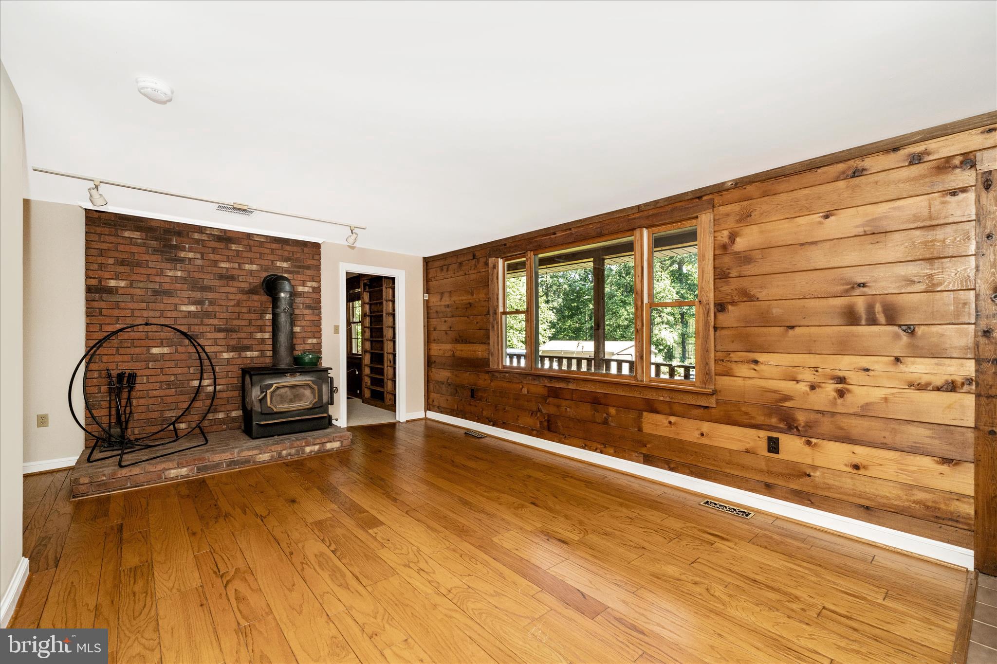 BRADDOCK HEIGHTS - Residential