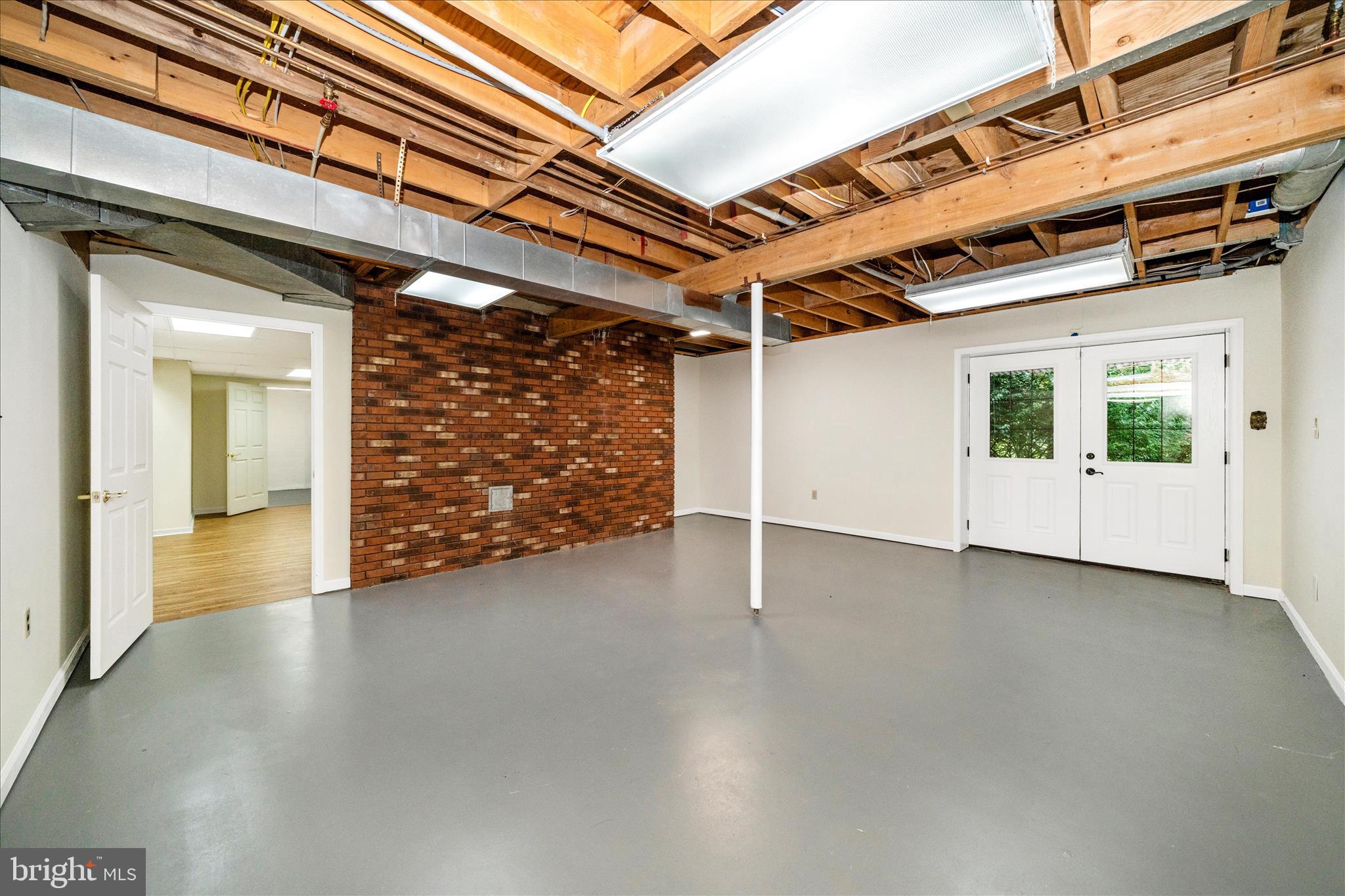 BRADDOCK HEIGHTS - Residential