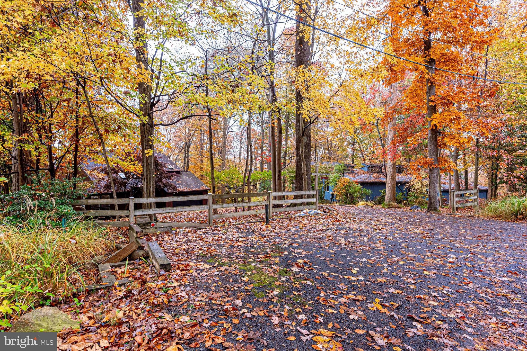 LAKE FOREST - Residential