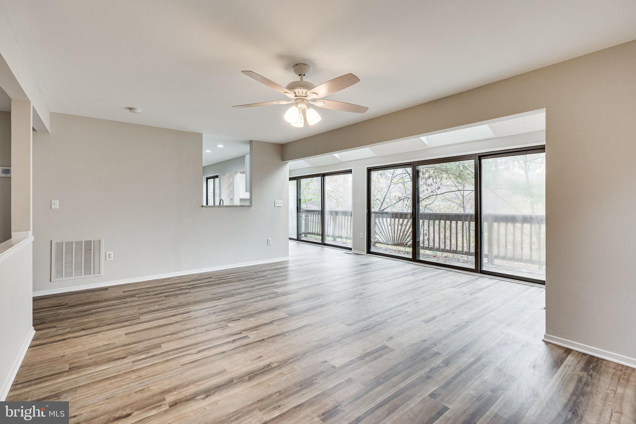 LAKE FOREST - Residential