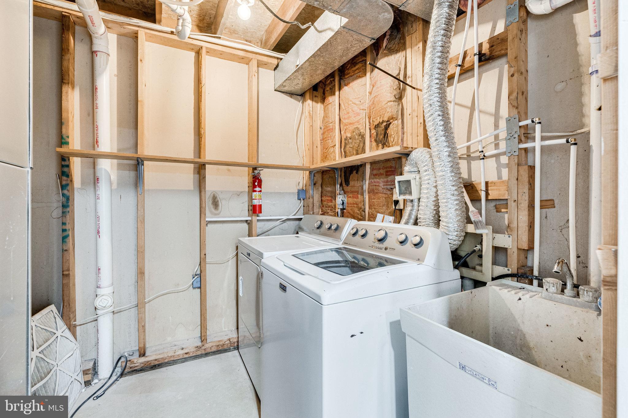 LAKE FOREST - Residential