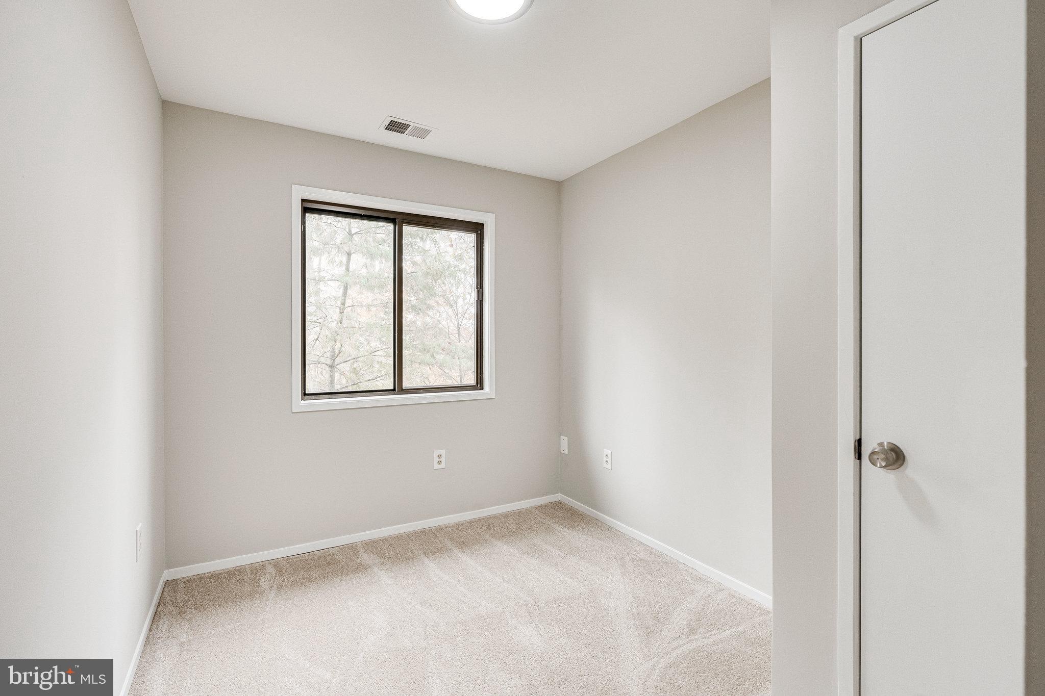 LAKE FOREST - Residential