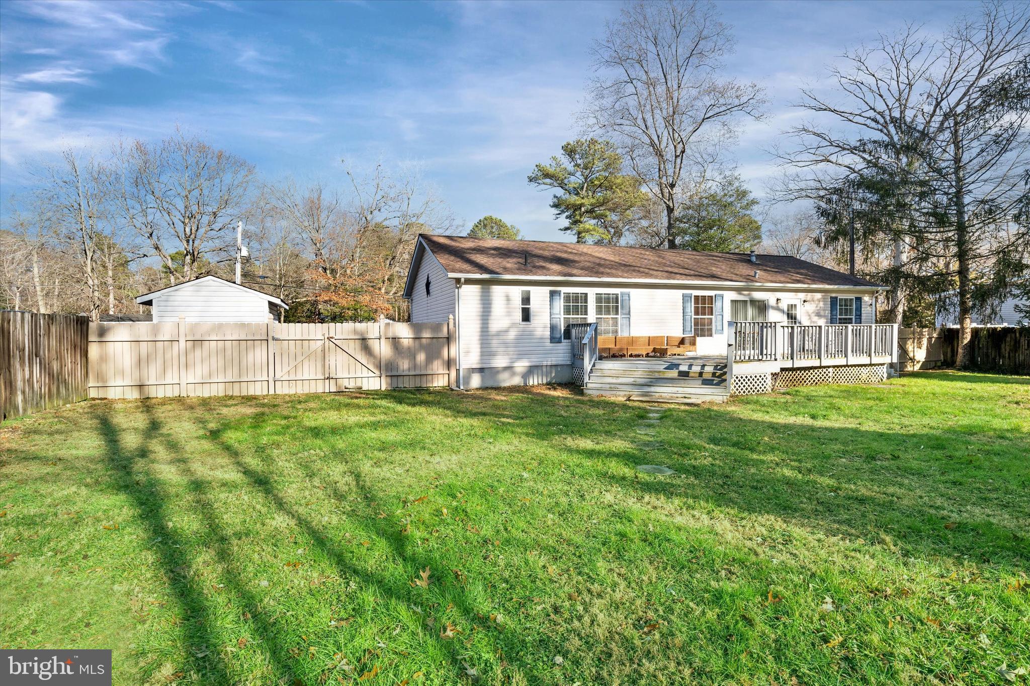 ANGOLA NECK PARK - Residential