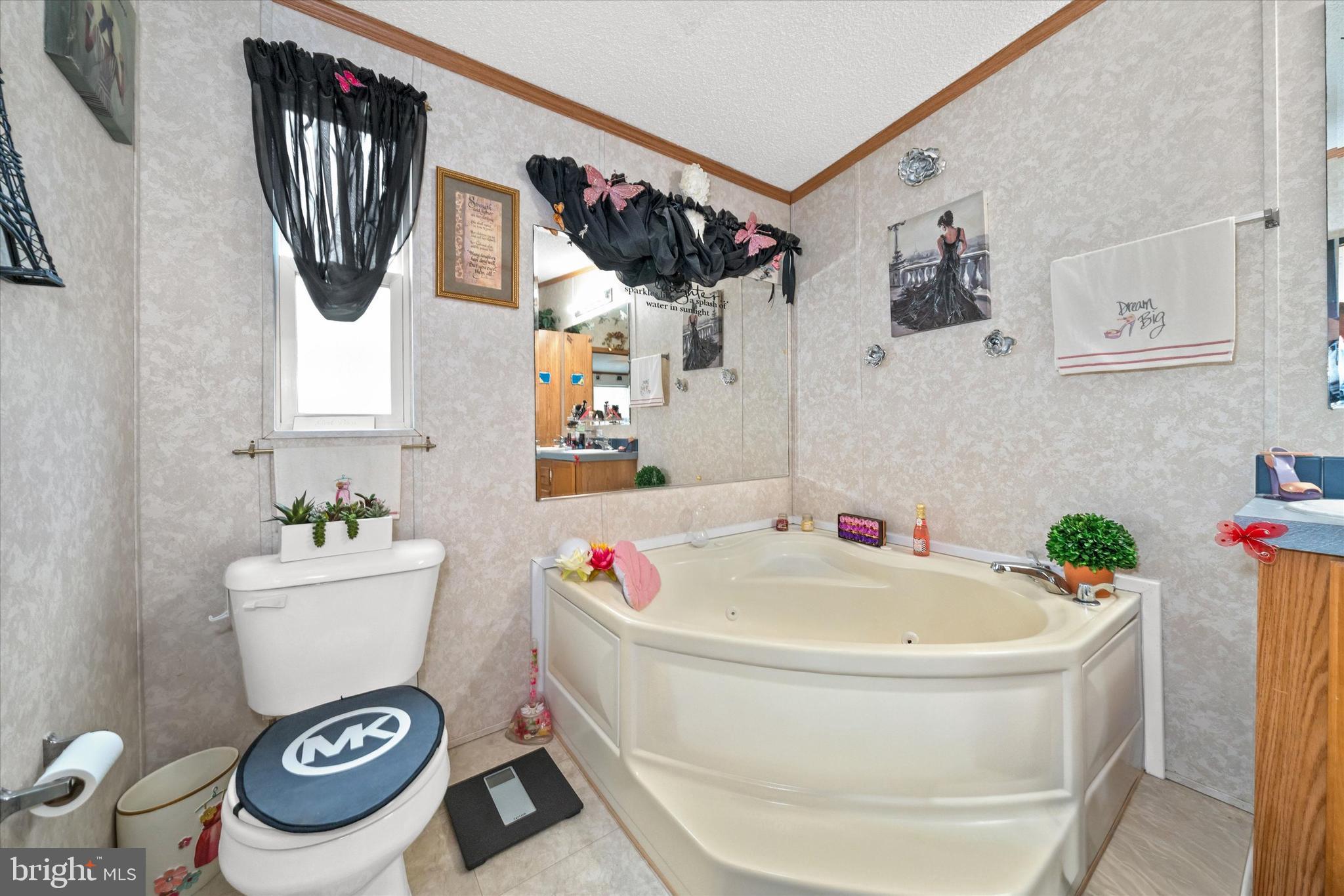 ANGOLA NECK PARK - Residential