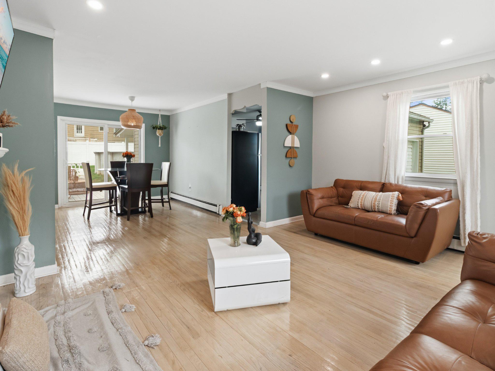 CORNWELL HGTS - Residential