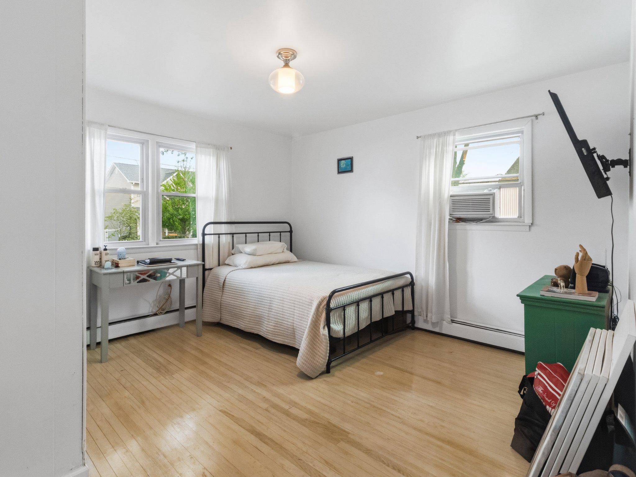 CORNWELL HGTS - Residential