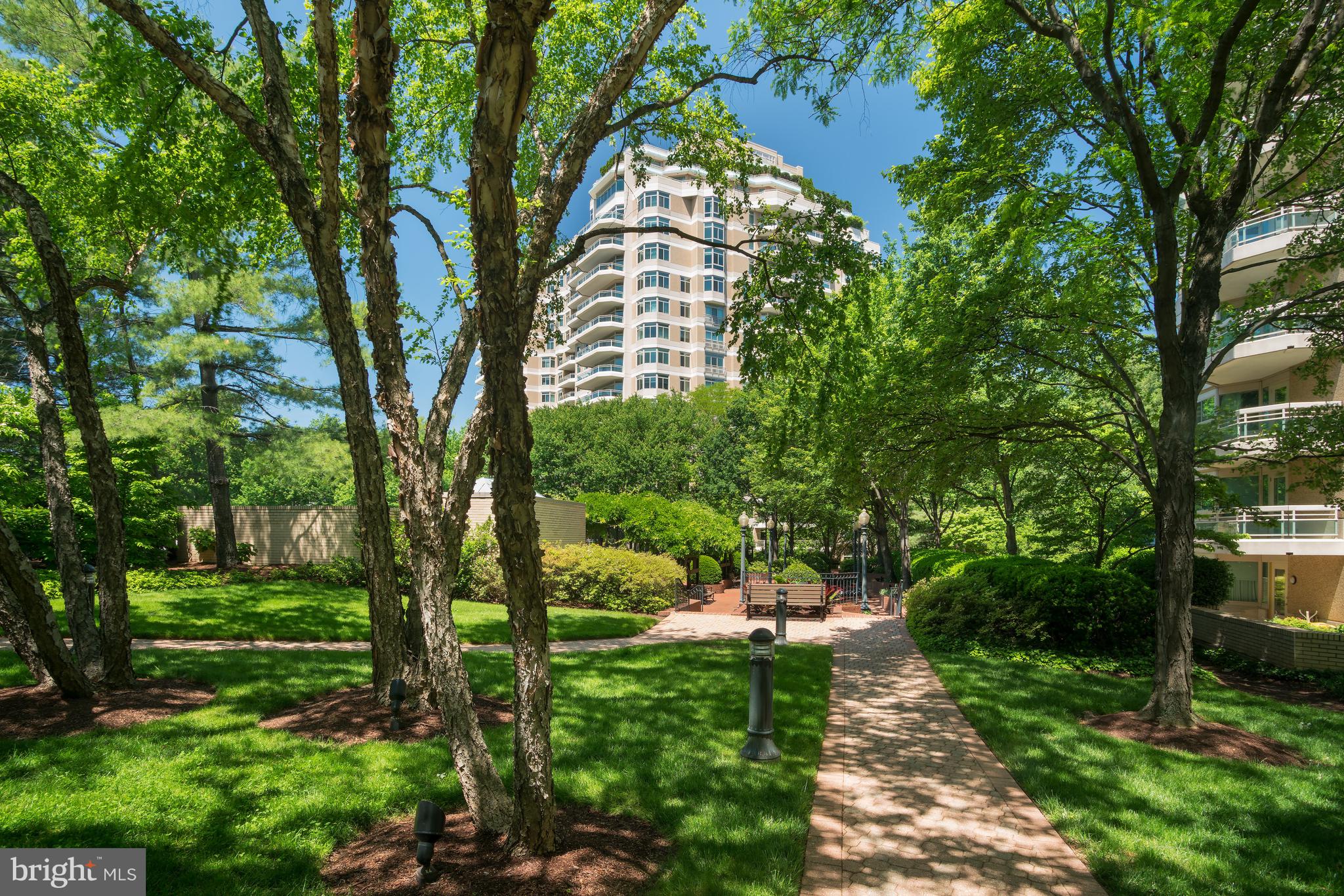 SOMERSET - Residential