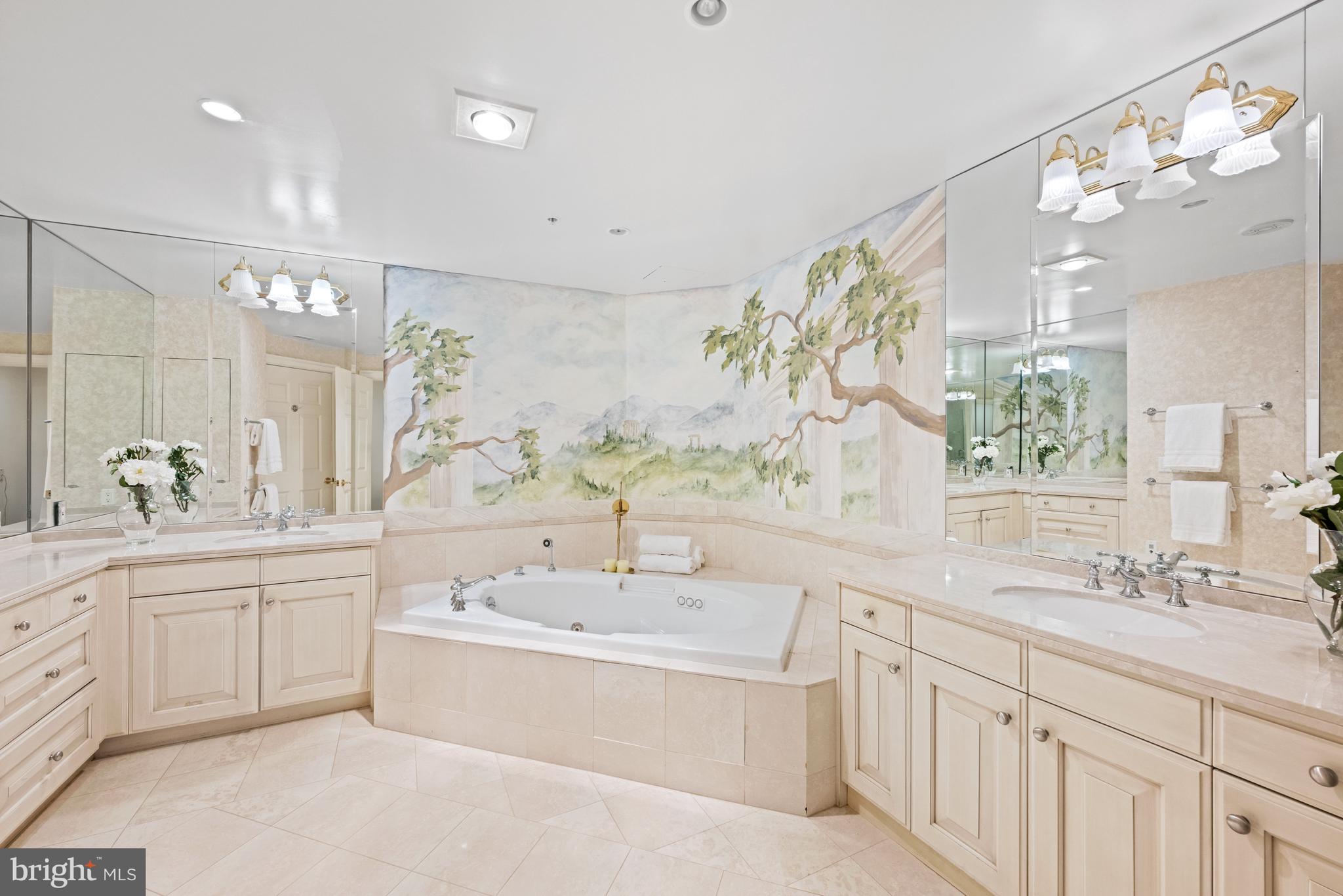 SOMERSET - Residential