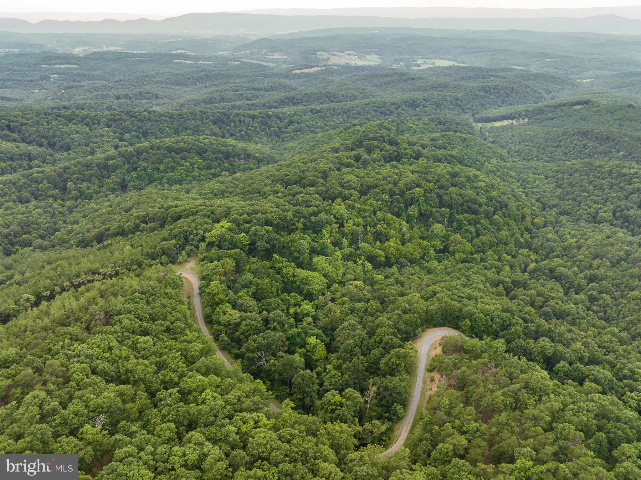 BLUFFS ON THE POTOMAC - Land